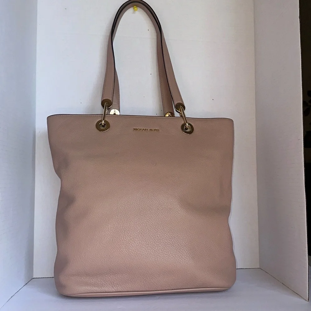 Michael Kors nwt michael